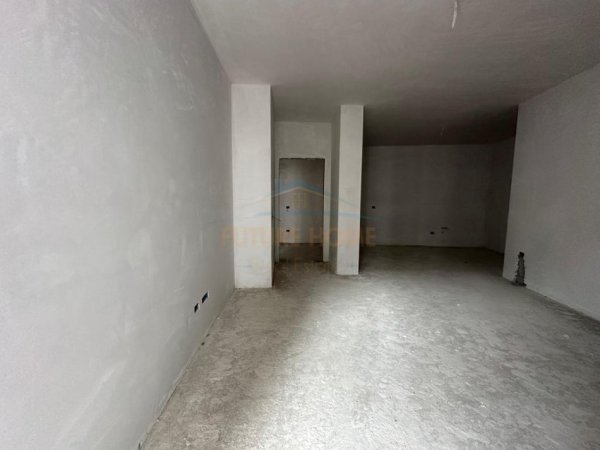 Tirane, shitet apartament 1+1 Kati 3, 73 m² 80.000 € (Paskuqan)
