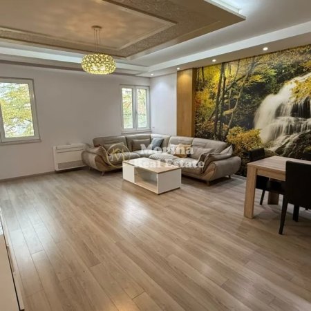 Tirane, jepet me qera apartament 3+1 Kati 1, 124 m² 1.500 € (Blloku)