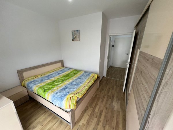 Tirane, jepet me qera apartament 1+1+Ballkon Kati 6, 60 m² 500 € (ne kompleksin Siri)