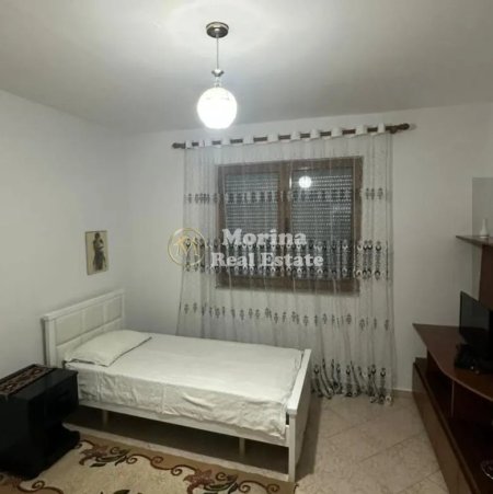 Tirane, jepet me qera apartament 2+1 Kati 5, 70 m² 500 € (Porcelan)