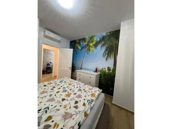 Tirane, jepet me qera apartament 2+1 Kati 5, 92 m² (univers city Qendra Tregtare QTU)