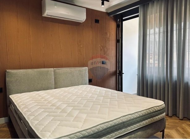 Tirane, shitet apartament 1+1 Kati 4, 107 m² 268.000 € (Rruga Mine Peza)