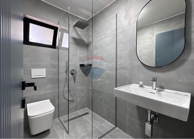 Tirane, shitet apartament 1+1 Kati 4, 107 m² 268.000 € (Rruga Mine Peza)