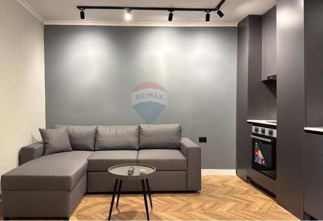 Tirane, shitet apartament 1+1 Kati 4, 107 m² 268.000 € (Rruga Mine Peza)
