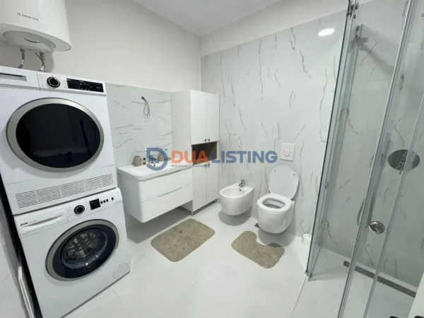 Tirane, jepet me qera apartament 1+1+Aneks+Ballkon Kati 5, 70 m² 700 € (XHAMIA E TABAKEVE,RRUGA E ELBASANIT)