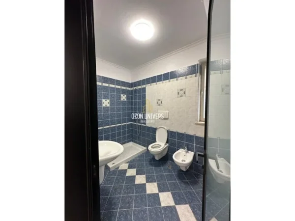 Tirane, shitet apartament 1+1+Ballkon Kati 1, 62 m² 158.000 € (Rruga Sami Frashëri)