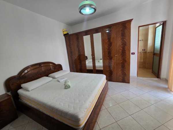 Tirane, jepet me qera apartament 2+1 Kati 5, 116 m² 500 € (Astir)