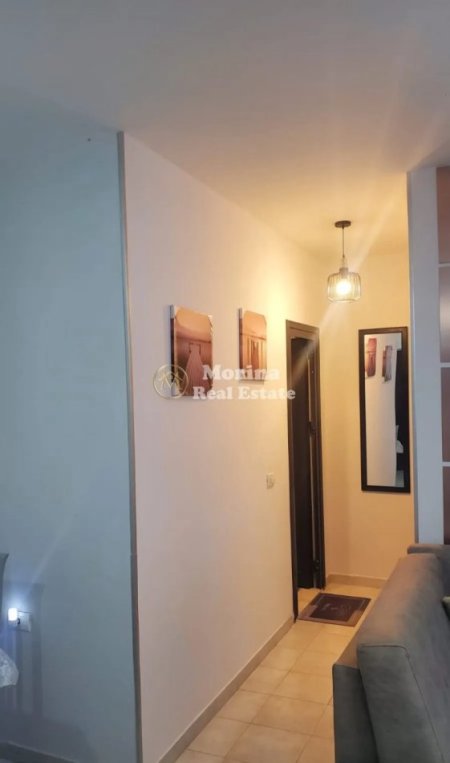 Tirane, jepet me qera apartament 1+1 Kati 2, 67 m² 500 € (Ish Fusha e Aviacionit)