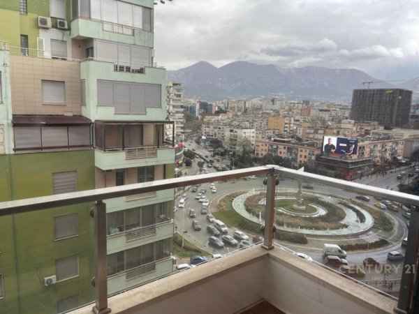 Tirane, jepet me qera apartament 2+1 Kati 6, 120 m² 1.200 € (Zogu i Zi)