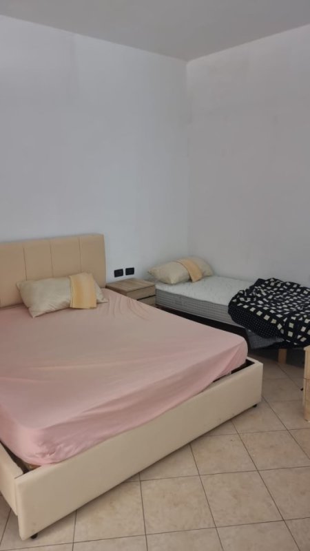 Jepet Hyrje 1+1 me Qera ne Don Bosko,  350 €URO