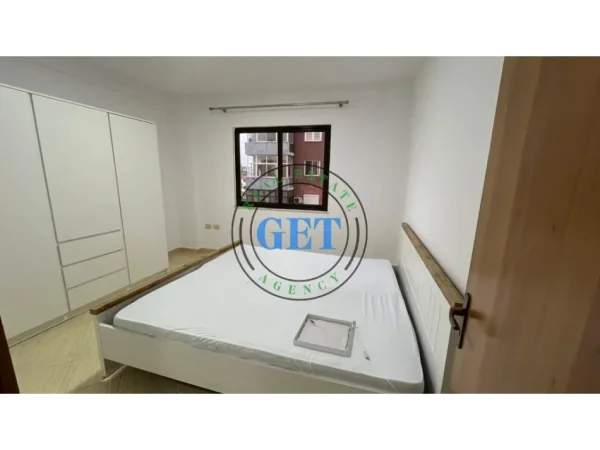 Durres, jepet me qera apartament 1+1 Kati 4, 55 m² 300 € (plazh iliria durres)