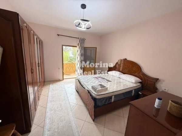 Tirane, jepet me qera shtepi 2+1+Ballkon Kati 2, 120 m² 450 € (Rruga e Elbasanit)