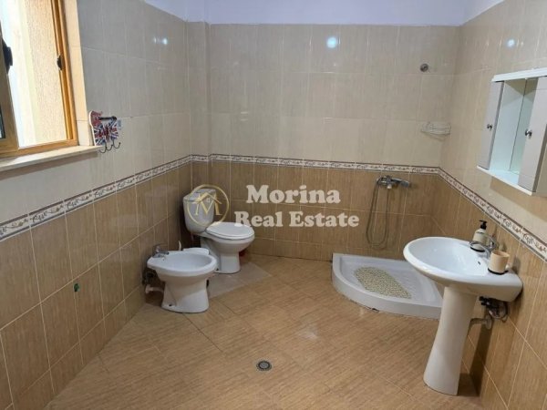 Tirane, jepet me qera shtepi 2+1+Ballkon Kati 2, 120 m² 450 € (Rruga e Elbasanit)