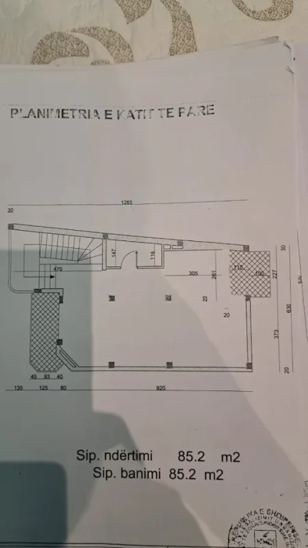Tirane, jepet me qera ambjent biznesi , 290 m² 4.200 € (RRUGA MYSLYM SHYRI)