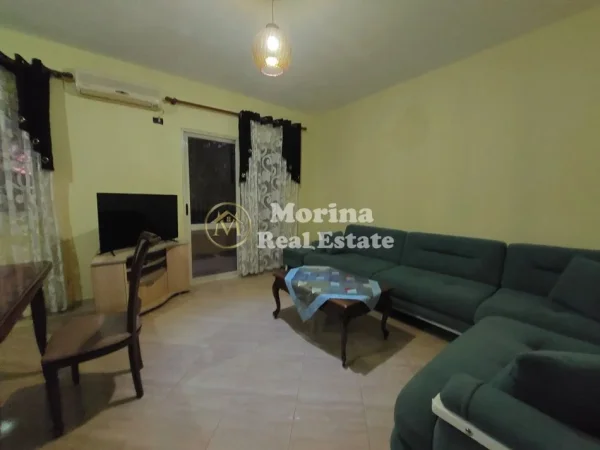 Tirane, jepet me qera apartament 3+1 Kati 2, 150 m² 600 € (Rruga e Dibres)
