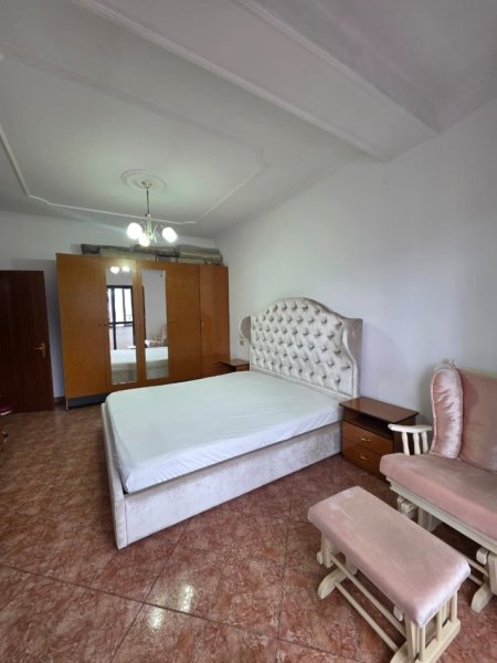 JEPET ME QERA APARTAMENT 1+1  TEK ISH PARKU