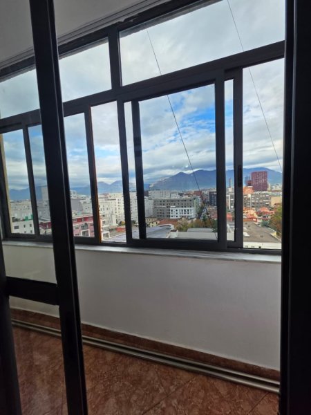 JEPET ME QERA APARTAMENT 1+1  TEK ISH PARKU