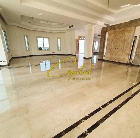 Tirane, jepet me qera ambjent biznesi Kati 3, 95 m² 800 € (RRUGA E KAVAJES)