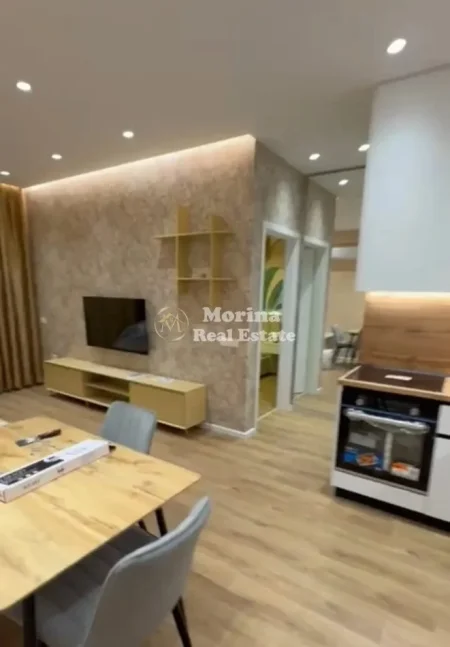 Tirane, jepet me qera apartament 1+1+Ballkon Kati 1, 60 m² 450 € (Rezidenca Oxa)