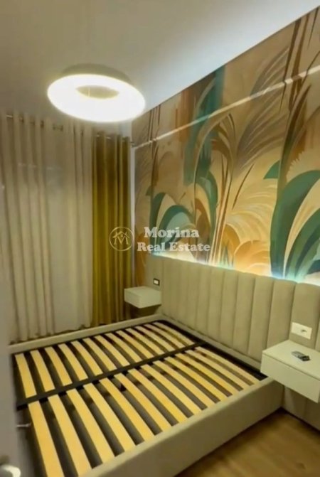 Tirane, jepet me qera apartament 1+1+Ballkon Kati 1, 60 m² 450 € (Rezidenca Oxa)