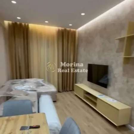 Tirane, jepet me qera apartament 1+1+Ballkon Kati 1, 60 m² 450 € (Rezidenca Oxa)