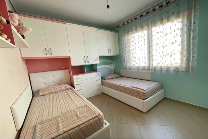 Vlore - Lungomare, jepet me qera apartament 2+1 , 82 m² 500 € 