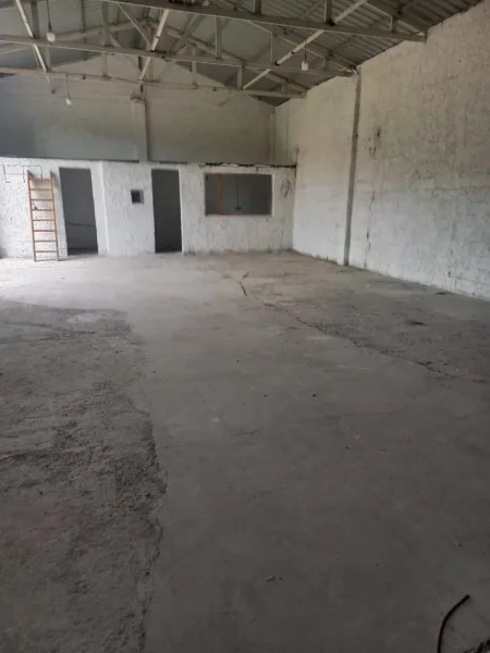 SHITET MAGAZINE 284 m² 365.000 €