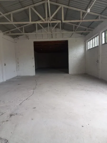 SHITET MAGAZINE 284 m² 365.000 €