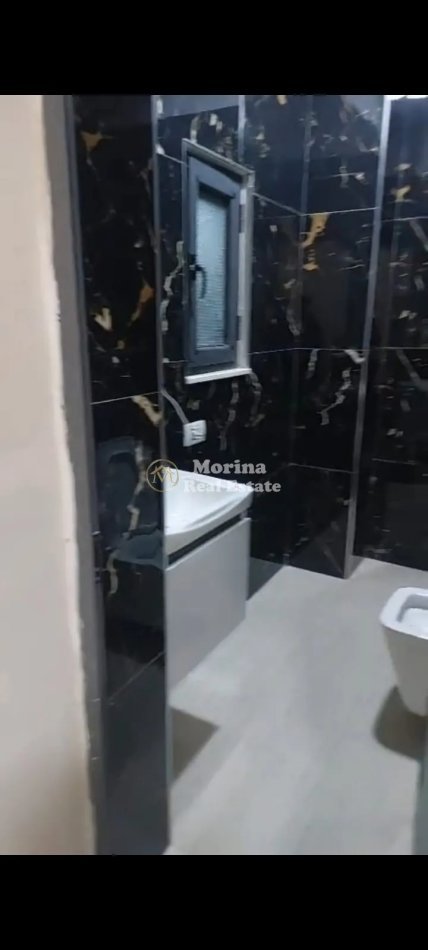 Tirane, jepet me qera garsonier Kati 2, 40 m² 300 € (Qytet Studenti)