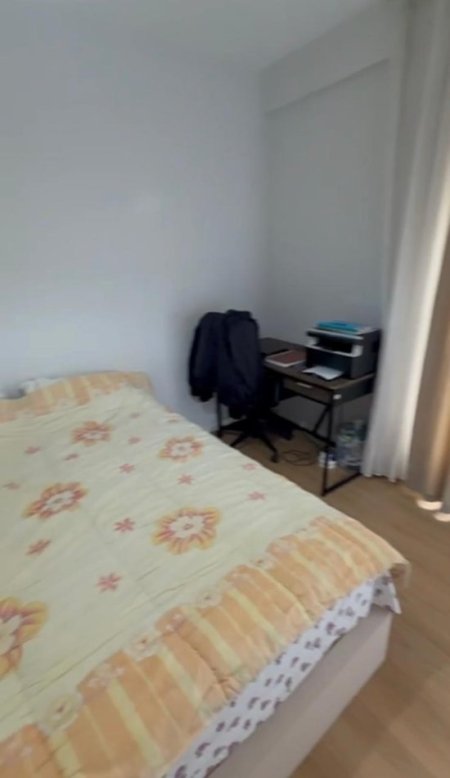Tirane, jepet me qera apartament 1+1+Ballkon Kati 10, 60 m² 500 € 