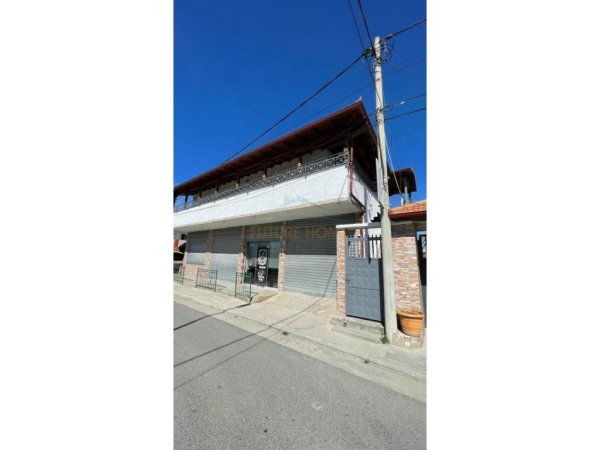 Durres, shitet Vile 2+1 Kati 2, 172 m² 200.000 € (Spitalle)