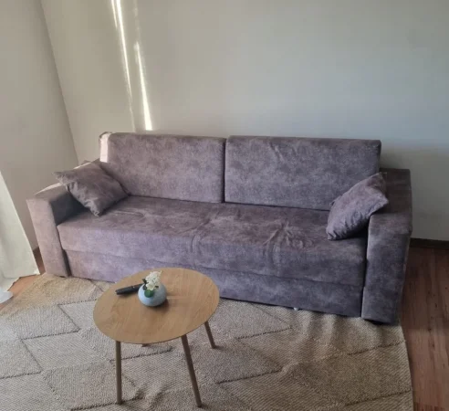 Tirane, jepet me qera apartament 1+1+Ballkon Kati 2, 65 m² 430 €