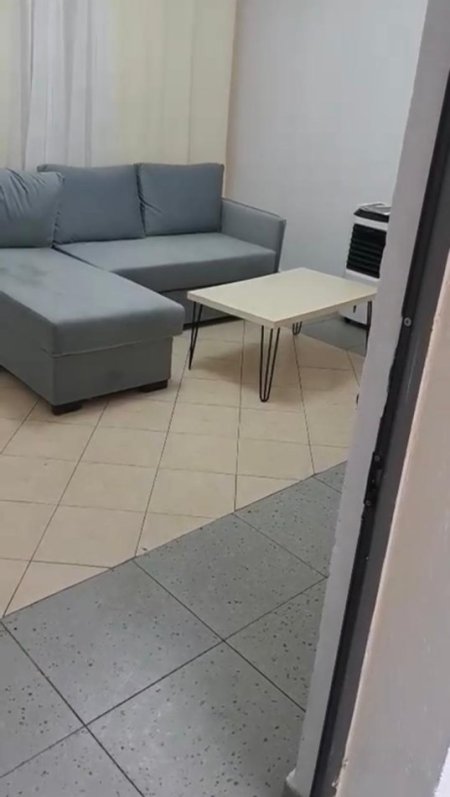 Tirane, jepet me qera garsonier 1+1 Kati 2, 45 m² 350 € 