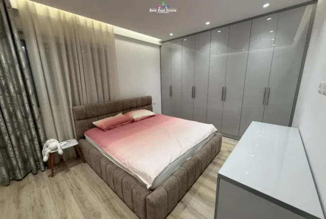 Tirane, jepet me qera apartament 1+1 Kati 2, 63 m² 500 € (Rruga Erzen Lita)