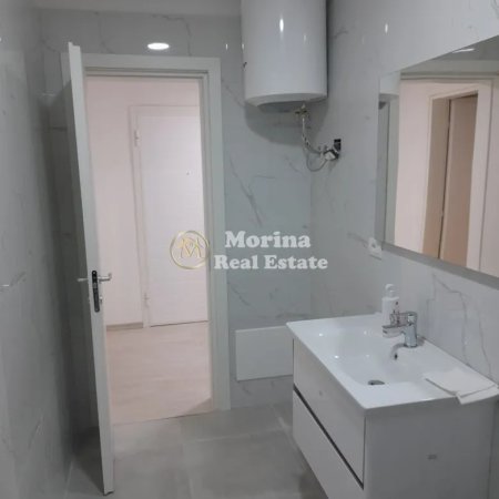 Tirane, jepet me qera ambjent biznesi Kati 6, 95 m² 900 € (Sheshi Willson)