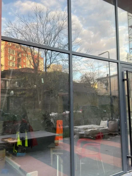 Tirane, shitet ambjent biznesi Kati 0, 59 m² 350.000 € (Rruga kavajes)