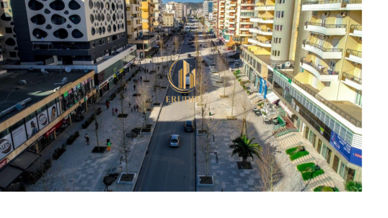 Vlore, jepet me qera ambjent biznesi , 250 m² 1.200 € 