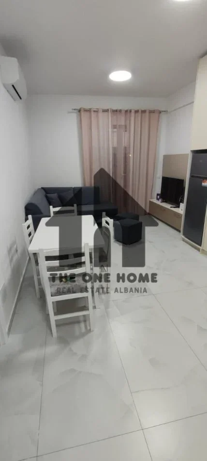 Tirane, jepet me qera apartament 1+1+Ballkon Kati 2, 66 m² 400 € (Fresku)