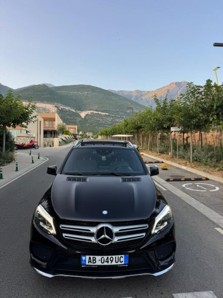 Shqiperi, shes SUV MERCEDES BENZ GLE 350d Nafte, e zeze manuale Kondicioner