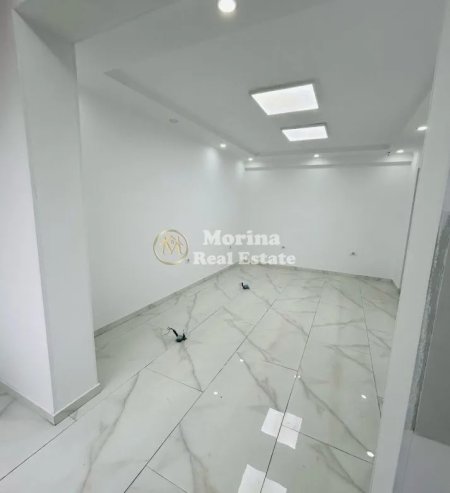 Tirane, jepet me qera ambjent biznesi Kati 2, 50 m² 650 € (Rruga e Dibres)