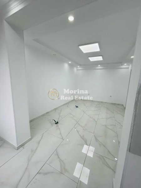 Tirane, jepet me qera ambjent biznesi Kati 2, 50 m² 650 € (Rruga e Dibres)