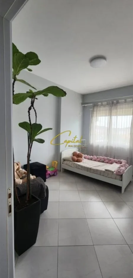 Tirane, jepet me qera apartament 2+1 Kati 3, 75 m² 550 € (KOMPLEKSI GOLDEN 3)
