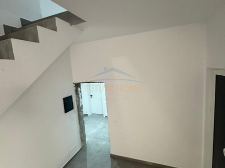 Tirane, shitet Vile , 406 m² 2.500.000 € 