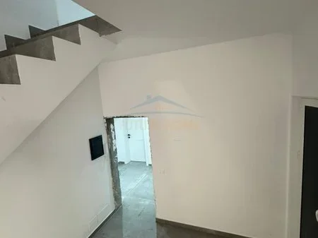 Tirane, shitet Vile , 406 m² 2.500.000 € 
