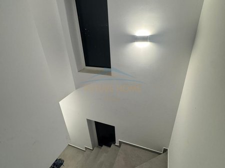 Tirane, shitet Vile , 406 m² 2.500.000 € 