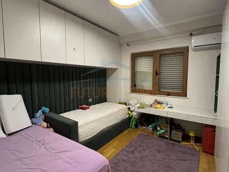 Tirane, shitet apartament 2+1 Kati 7, 151 m² 460.000 € 