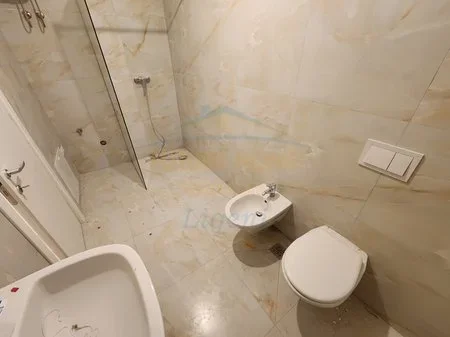Tirane, shitet apartament 1+1 Kati 2, 92 m² 203.500 € 