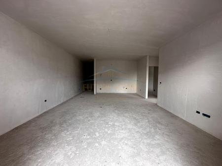 Tirane, shitet apartament 3+1 Kati 3, 166 m² 174.000 € 