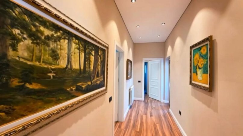 Tirane, shitet Vile 5+1+Aneks+Ballkon Kati 0, 1.100.000 € 