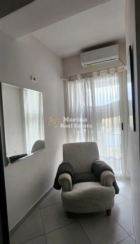Tirane, jepet me qera apartament 2+1 Kati 3, 75 m² 550 € (Kombinat)